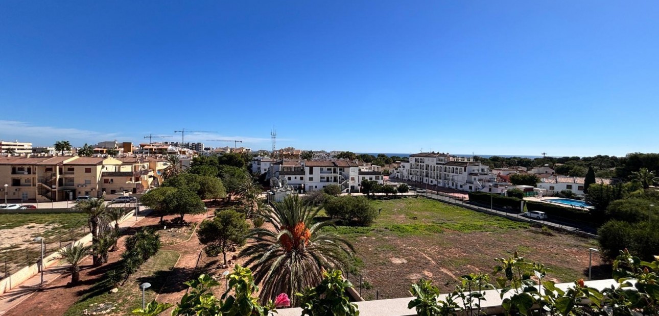 Sale - Apartment / flat -
Orihuela Costa - Rocio del Mar