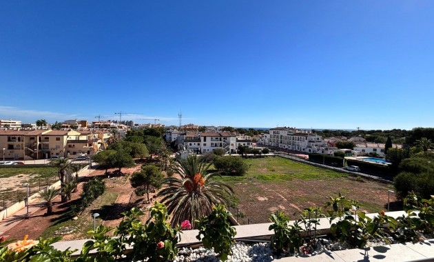 Sale - Apartment / flat -
Orihuela Costa - Rocio del Mar