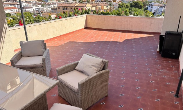 Sale - Apartment / flat -
Orihuela Costa - Rocio del Mar