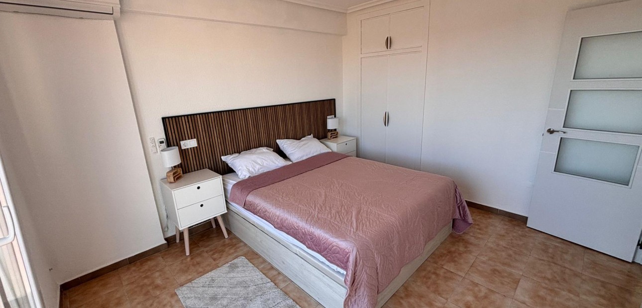 Sale - Apartment / flat -
Orihuela Costa - Rocio del Mar