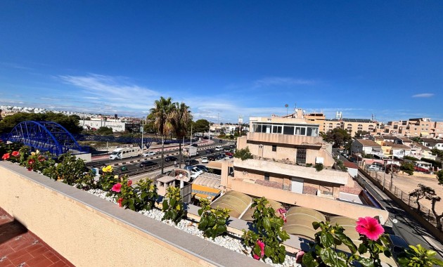 Sale - Apartment / flat -
Orihuela Costa - Rocio del Mar