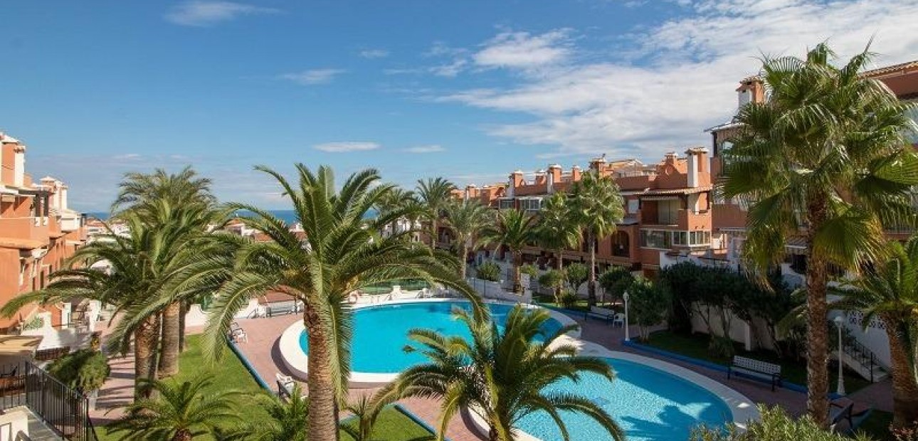 Herverkoop - Appartement / flat -
Torrevieja - La veleta