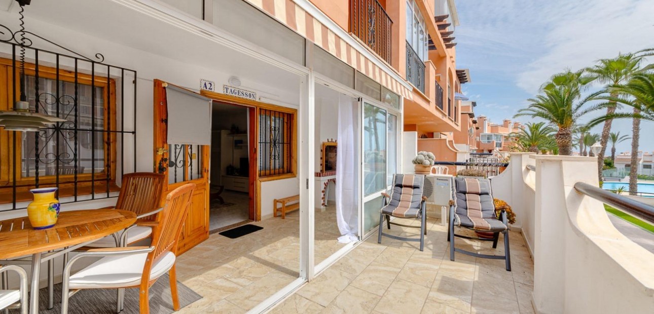 Herverkoop - Appartement / flat -
Torrevieja - La veleta