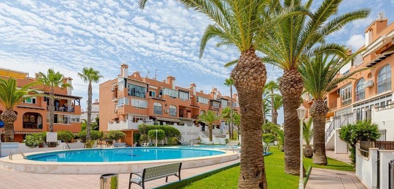 Herverkoop - Appartement / flat -
Torrevieja - La veleta