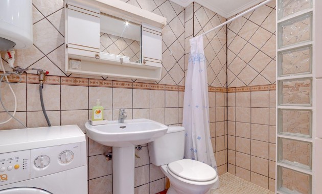 Herverkoop - Appartement / flat -
Torrevieja - La veleta