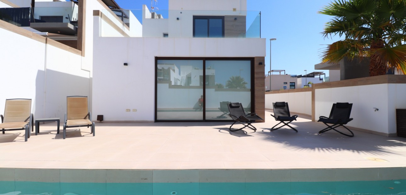 Sale - Detached Villa -
Benijofar - Benijofar - Village