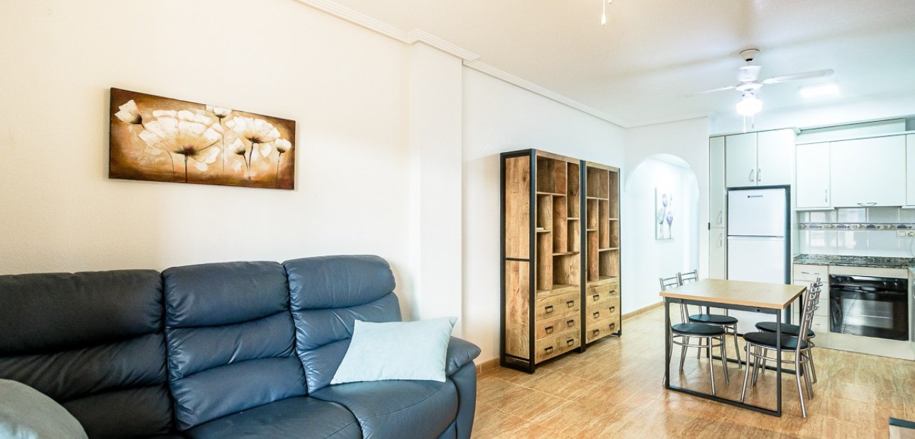 Sale - Apartment / flat -
Orihuela Costa - Punta Prima