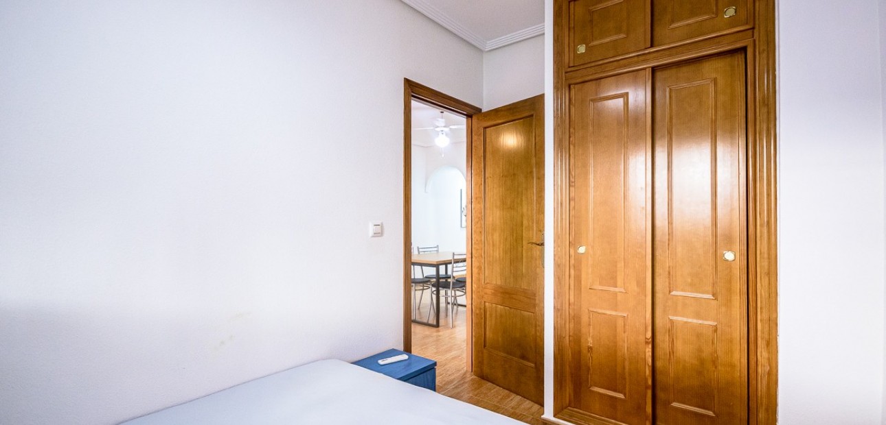 Sale - Apartment / flat -
Orihuela Costa - Punta Prima