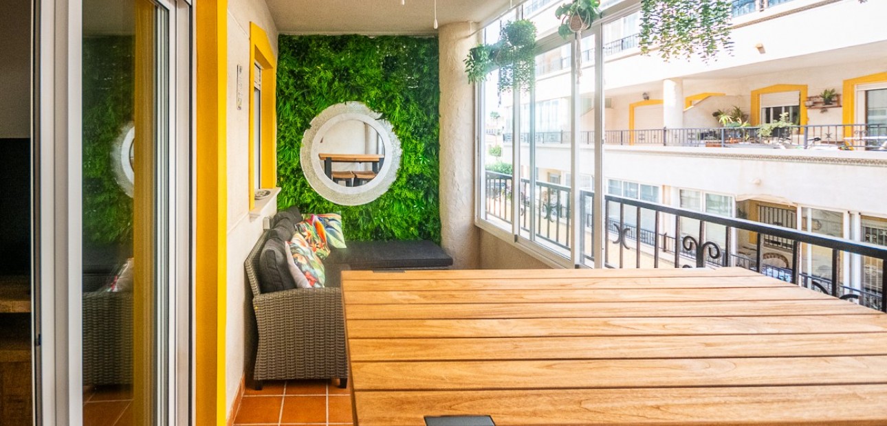 Sale - Apartment / flat -
Orihuela Costa - Punta Prima