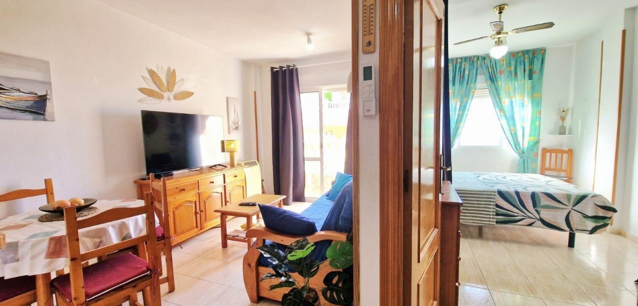 Herverkoop - Appartement / flat -
Torrevieja - torrevieja