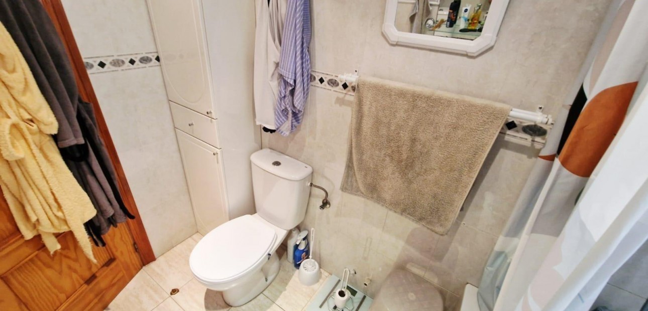 Herverkoop - Appartement / flat -
Torrevieja - torrevieja