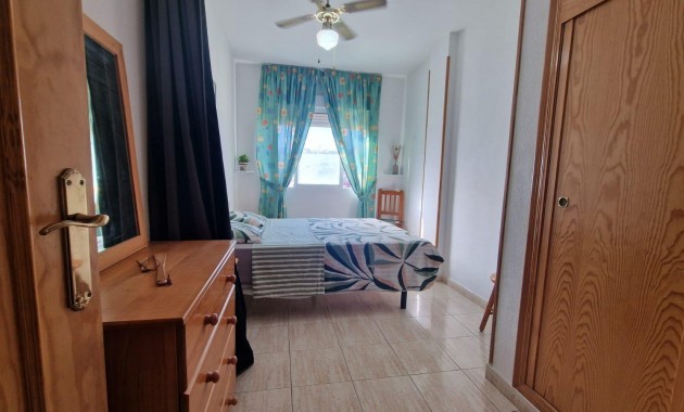 Herverkoop - Appartement / flat -
Torrevieja - torrevieja