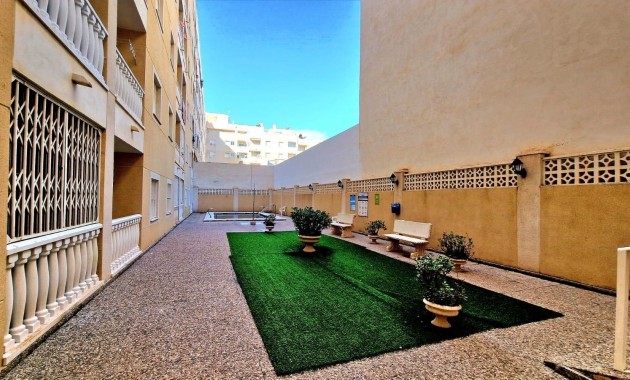 Herverkoop - Appartement / flat -
Torrevieja - torrevieja