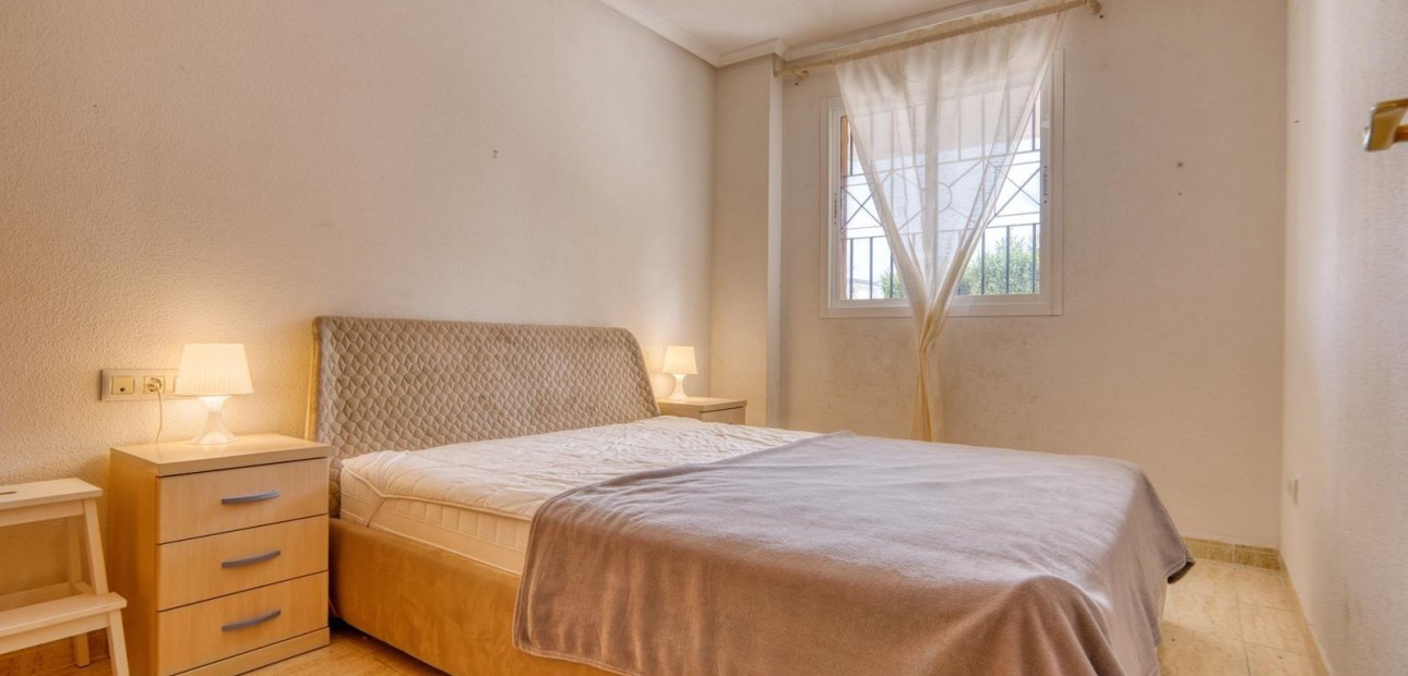 Sale - Apartment / flat -
Torrevieja - Los Europeos