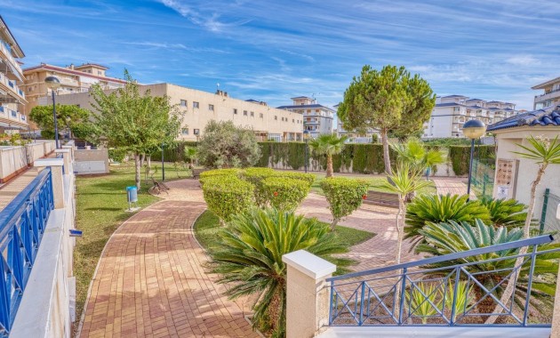 Sale - Apartment / flat -
Torrevieja - Los Europeos