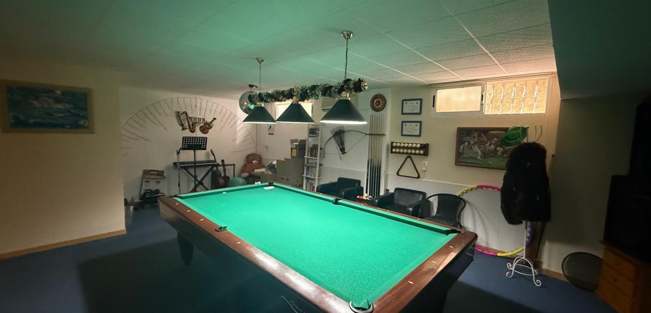 Sale - Villa -
Orihuela Costa - La Florida