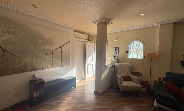 Sale - Villa -
Orihuela Costa - La Florida