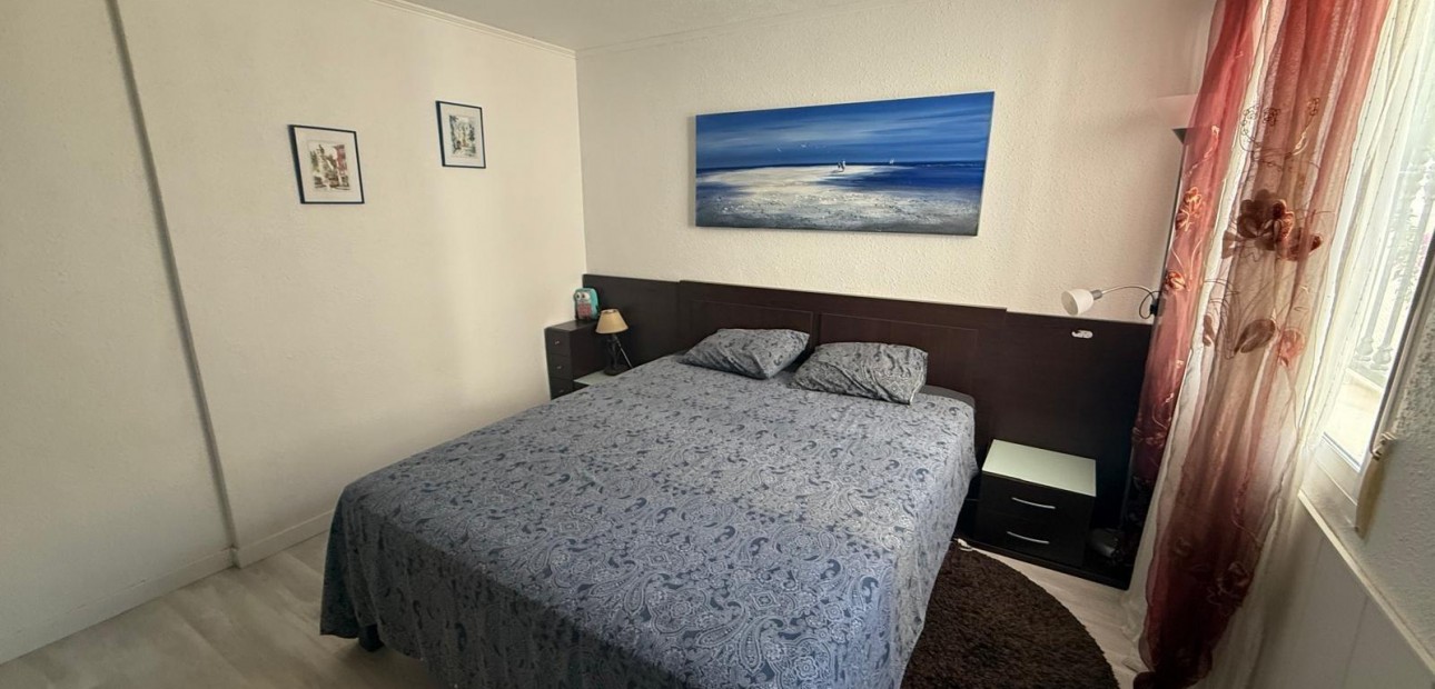 Sale - Villa -
Orihuela Costa - La Florida