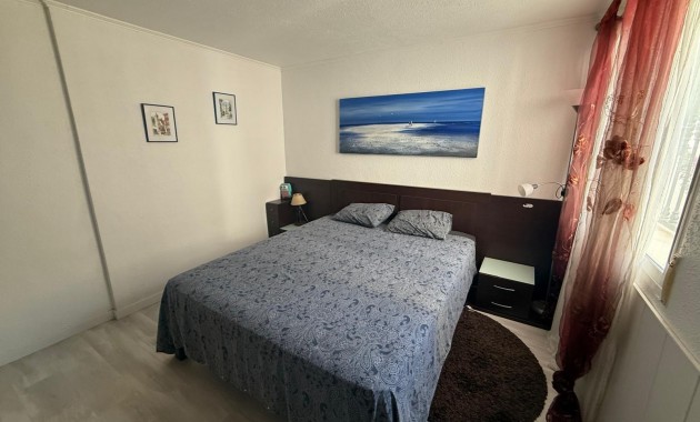 Sale - Villa -
Orihuela Costa - La Florida