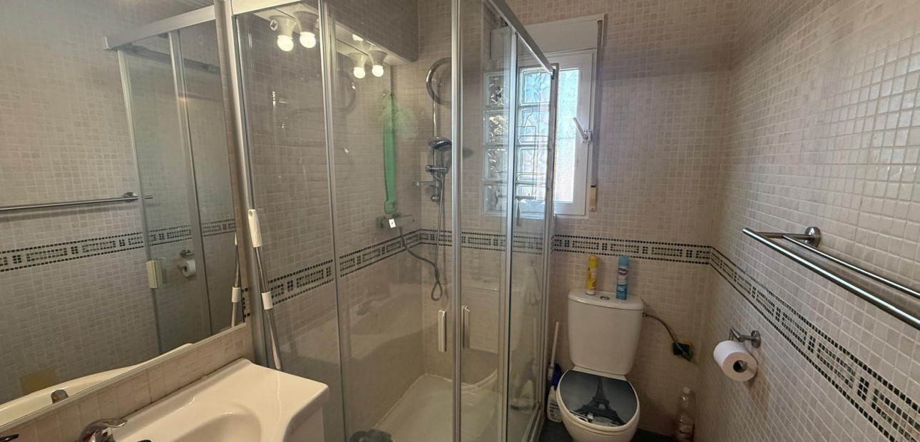 Sale - Villa -
Orihuela Costa - La Florida