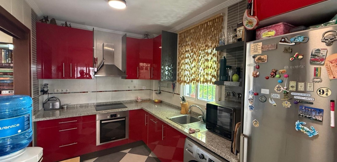 Sale - Villa -
Orihuela Costa - La Florida