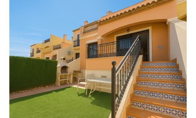 Herverkoop - Herenhuis -
Algorfa - La finca Golf