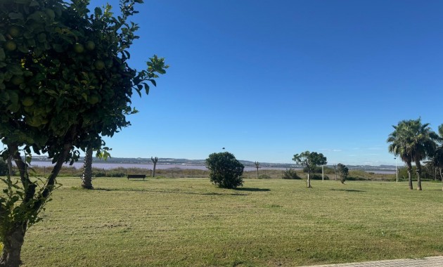 Herverkoop - Villa -
Torrevieja - San luis