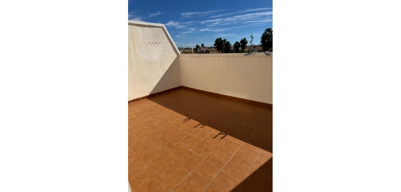 Herverkoop - Villa -
Torrevieja - San luis