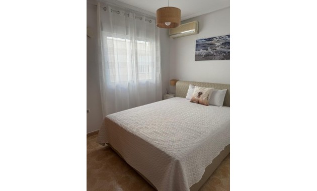 Herverkoop - Villa -
Torrevieja - San luis