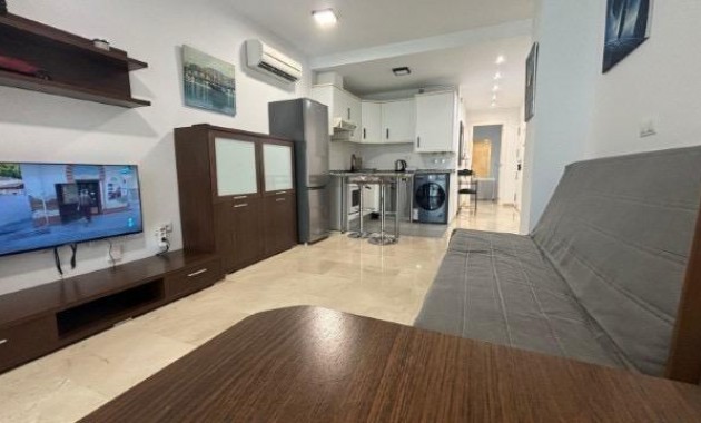 Venta - Apartamento / piso -
Benidorm - Colonia Madrid