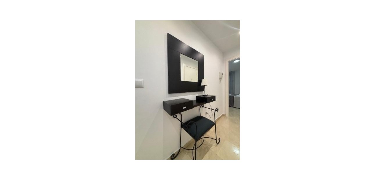 Venta - Apartamento / piso -
Benidorm - Colonia Madrid