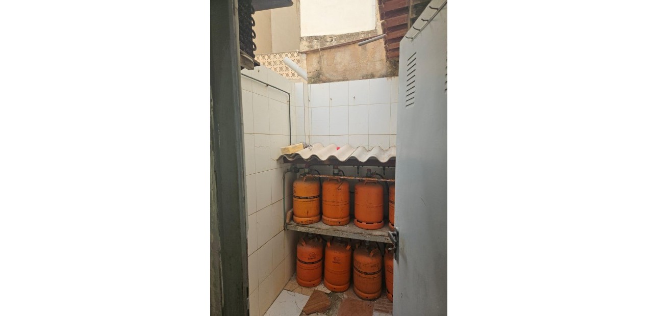 Herverkoop - Commercial Unit -
Alicante - Raval Roig-Virgen del Socorro