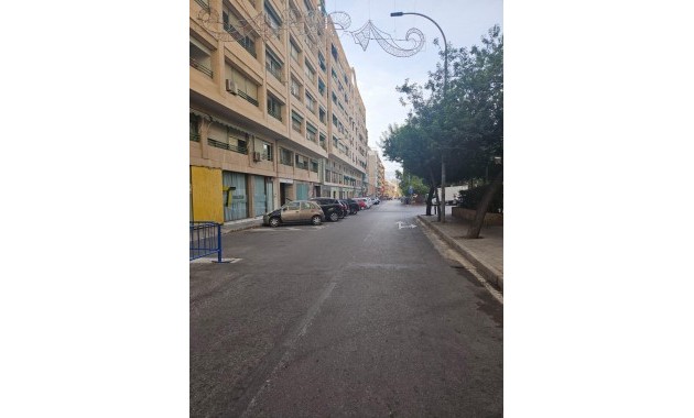 Herverkoop - Commercial Unit -
Alicante - Raval Roig-Virgen del Socorro