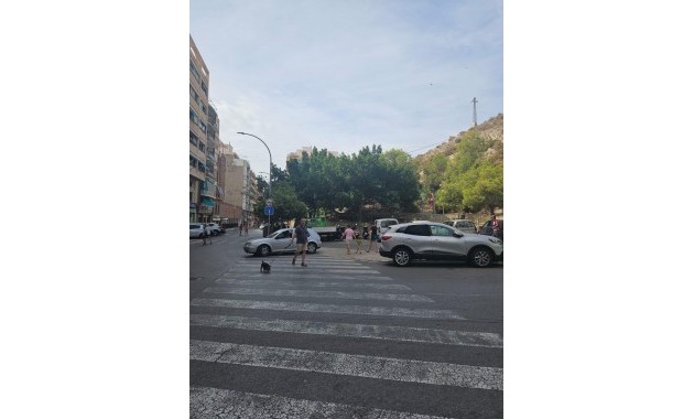 Herverkoop - Commercial Unit -
Alicante - Raval Roig-Virgen del Socorro