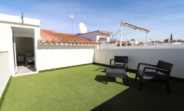 Sale - Townhouse -
Torrevieja - San Luis
