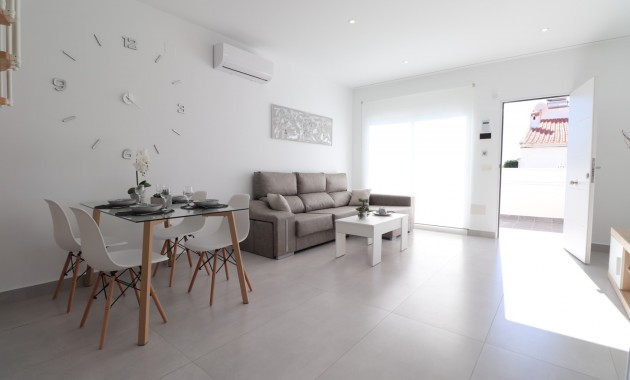 Sale - Townhouse -
Torrevieja - San Luis