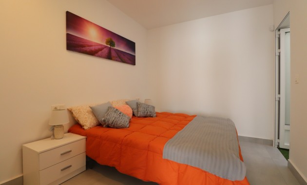 Sale - Townhouse -
Torrevieja - San Luis