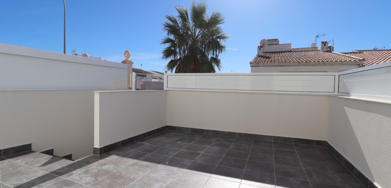 Sale - Townhouse -
Torrevieja - San Luis