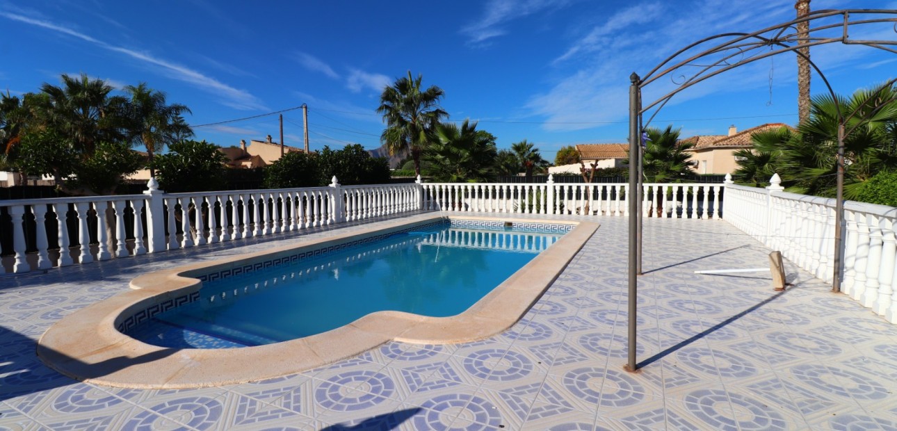 Sale - Country Property -
Catral - Catral - Country