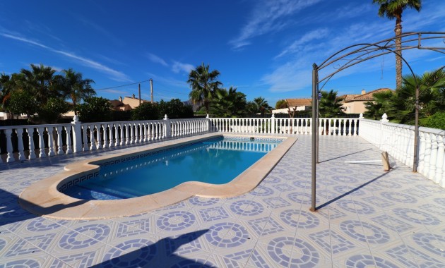 Sale - Country Property -
Catral - Catral - Country