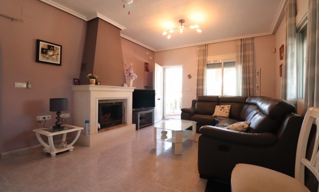 Sale - Country Property -
Catral - Catral - Country