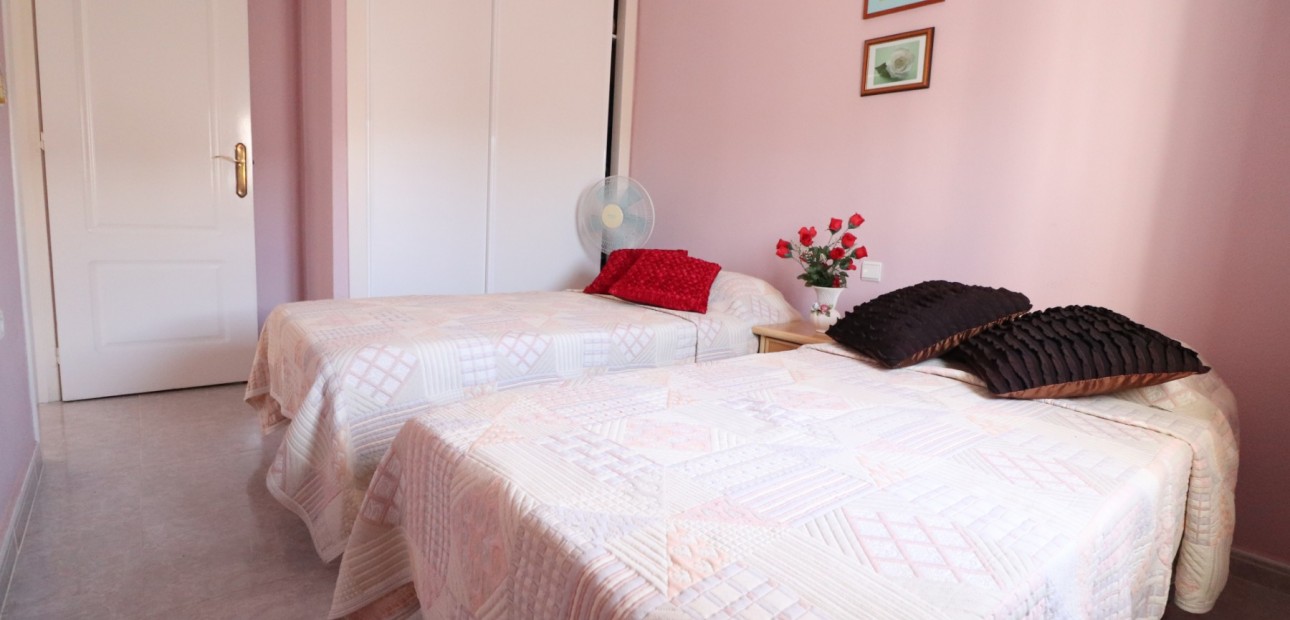 Sale - Country Property -
Catral - Catral - Country