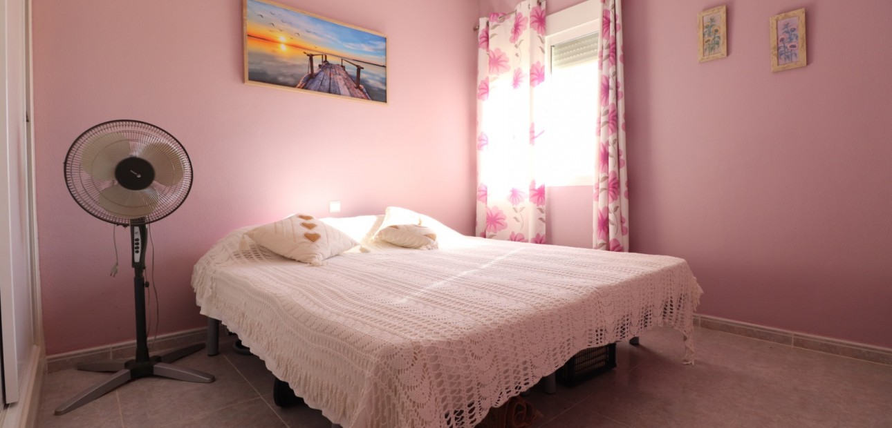 Sale - Country Property -
Catral - Catral - Country