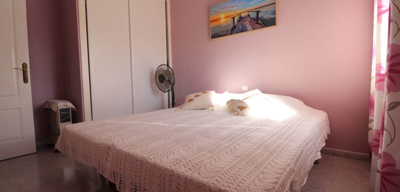 Sale - Country Property -
Catral - Catral - Country