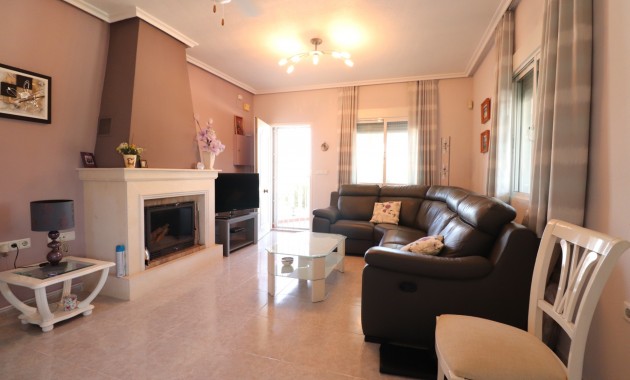 Sale - Country Property -
Catral - Catral - Country