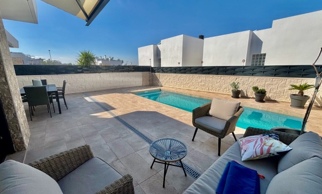 Herverkoop - Detached Villa -
Benijofar - Benijofar - Village