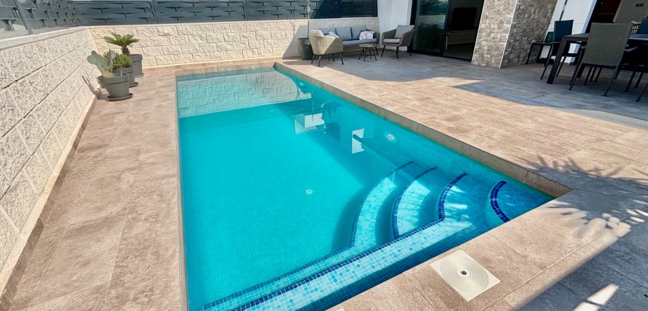 Herverkoop - Detached Villa -
Benijofar - Benijofar - Village