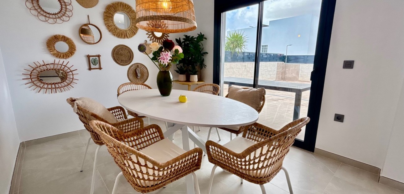 Herverkoop - Detached Villa -
Benijofar - Benijofar - Village