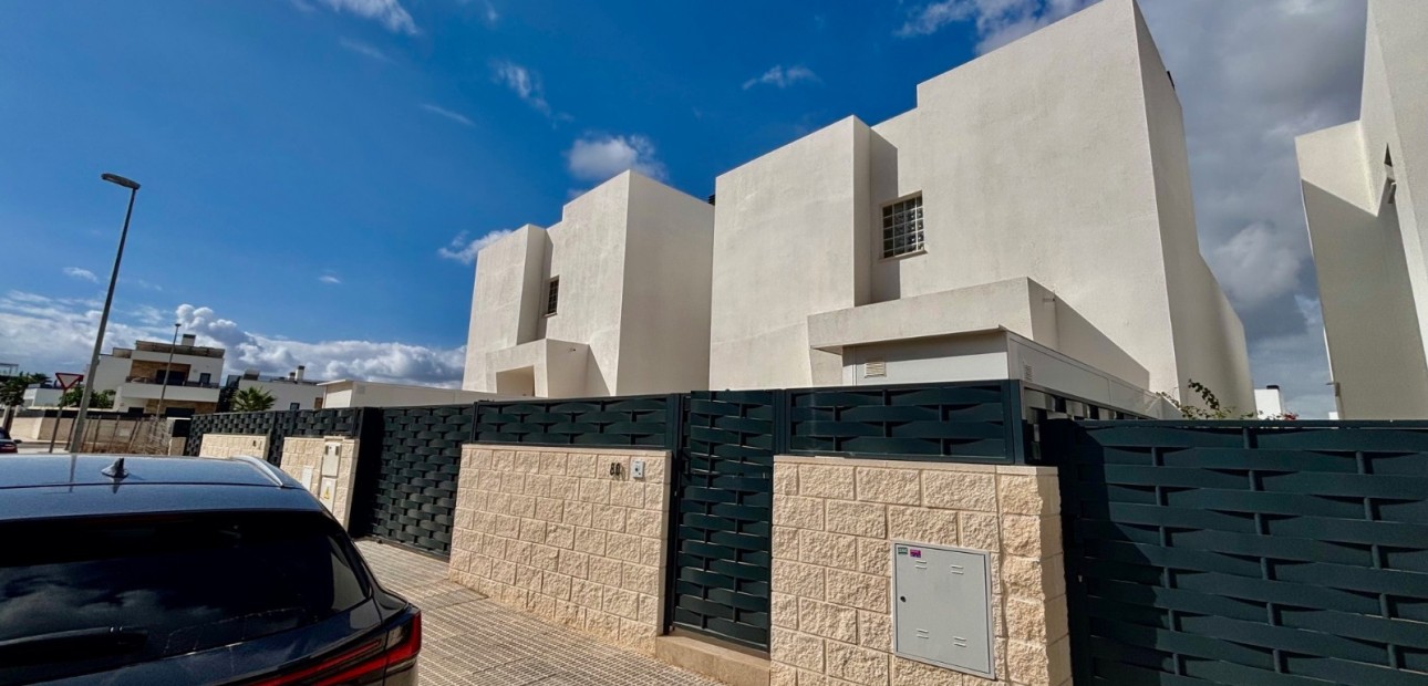 Herverkoop - Detached Villa -
Benijofar - Benijofar - Village