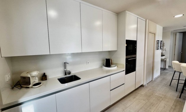 Sale - Villa -
Algorfa - La Finca Golf Resort